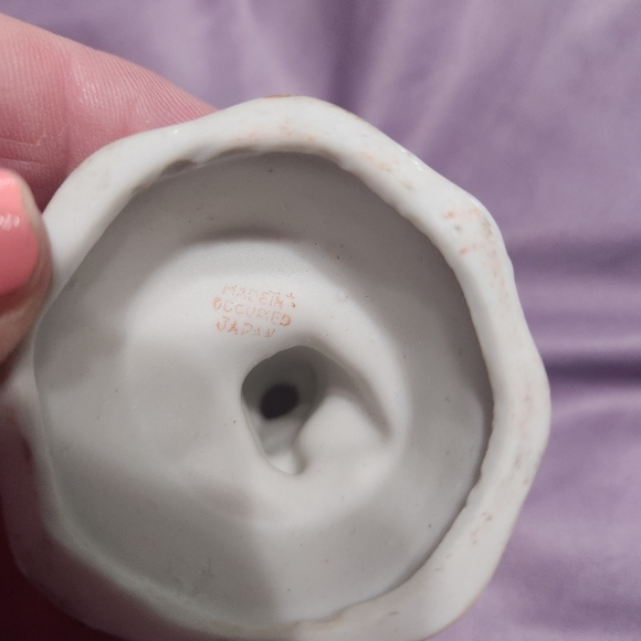 Vintage Occupied Japan Porcelain Angel Cherub with violin vase or candleholder - Picture 4 of 7